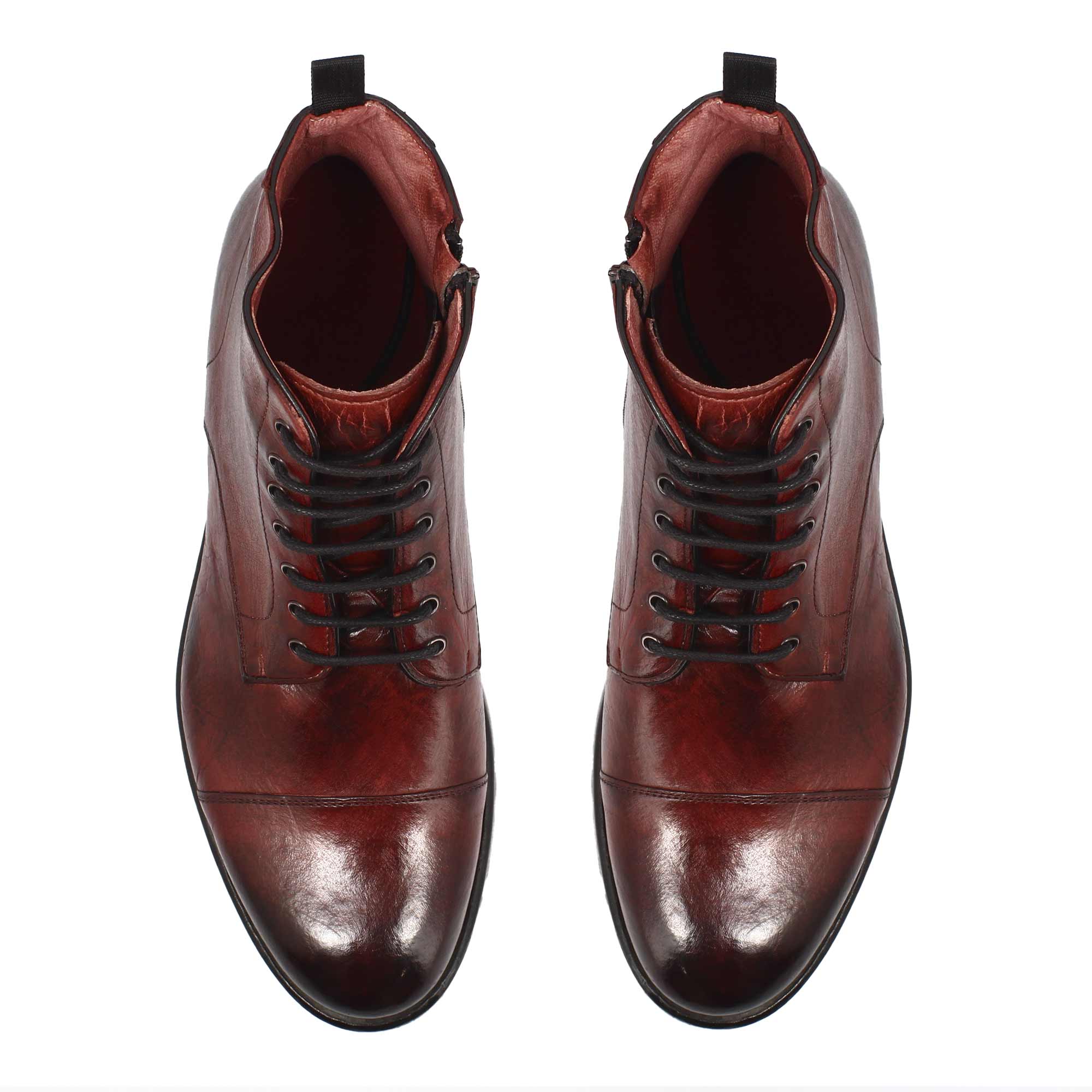 Men's cap toe ankle boot in fine burgundy leather