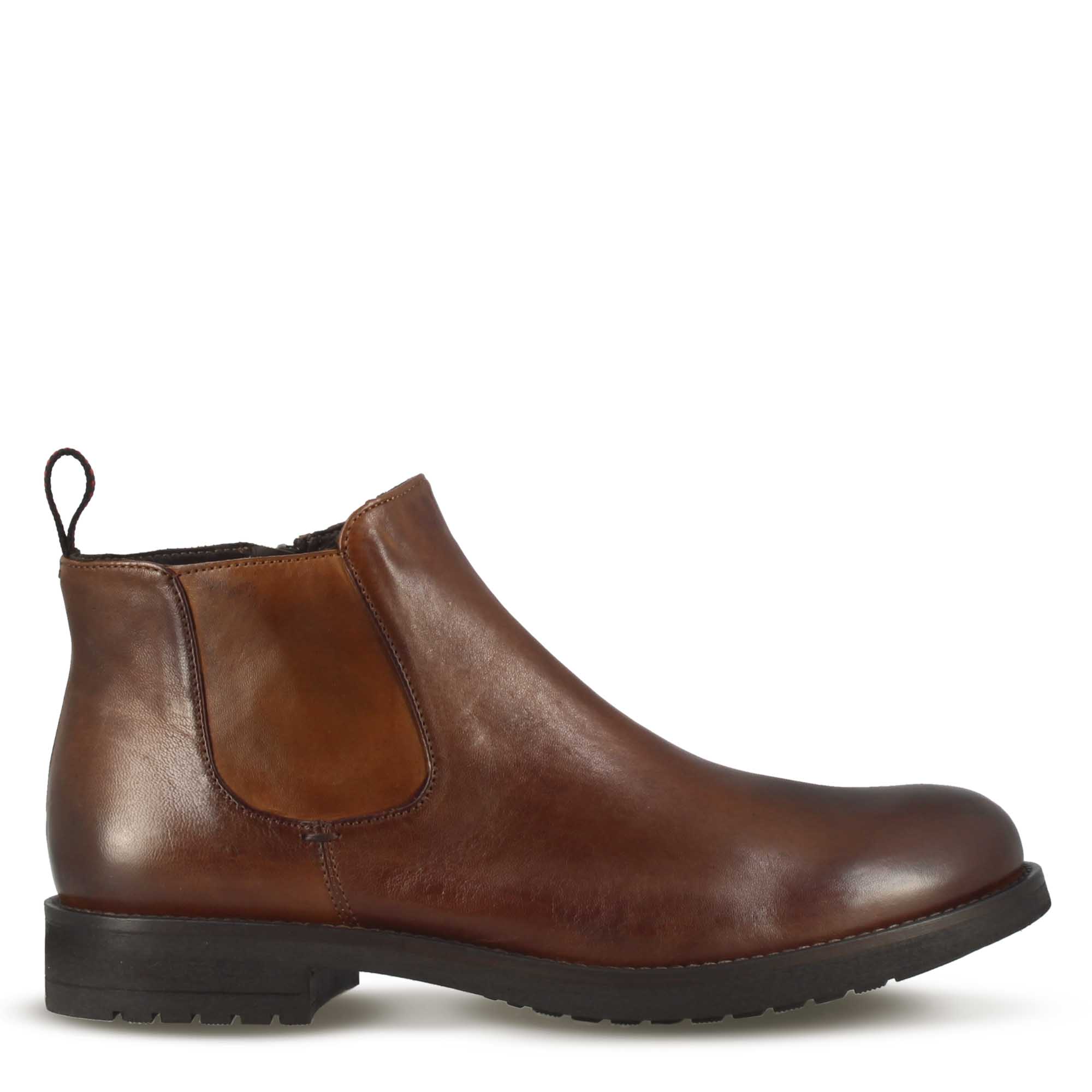 Men's ankle boot in brown leather and rubber sole