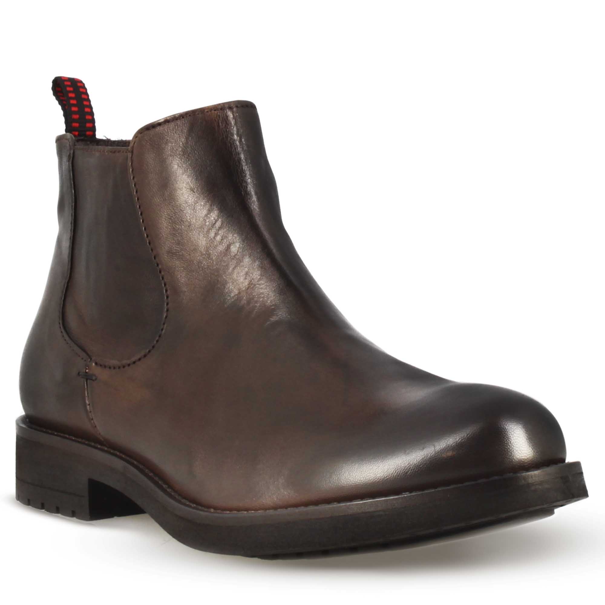 Men's ankle boot in dark brown leather and rubber sole