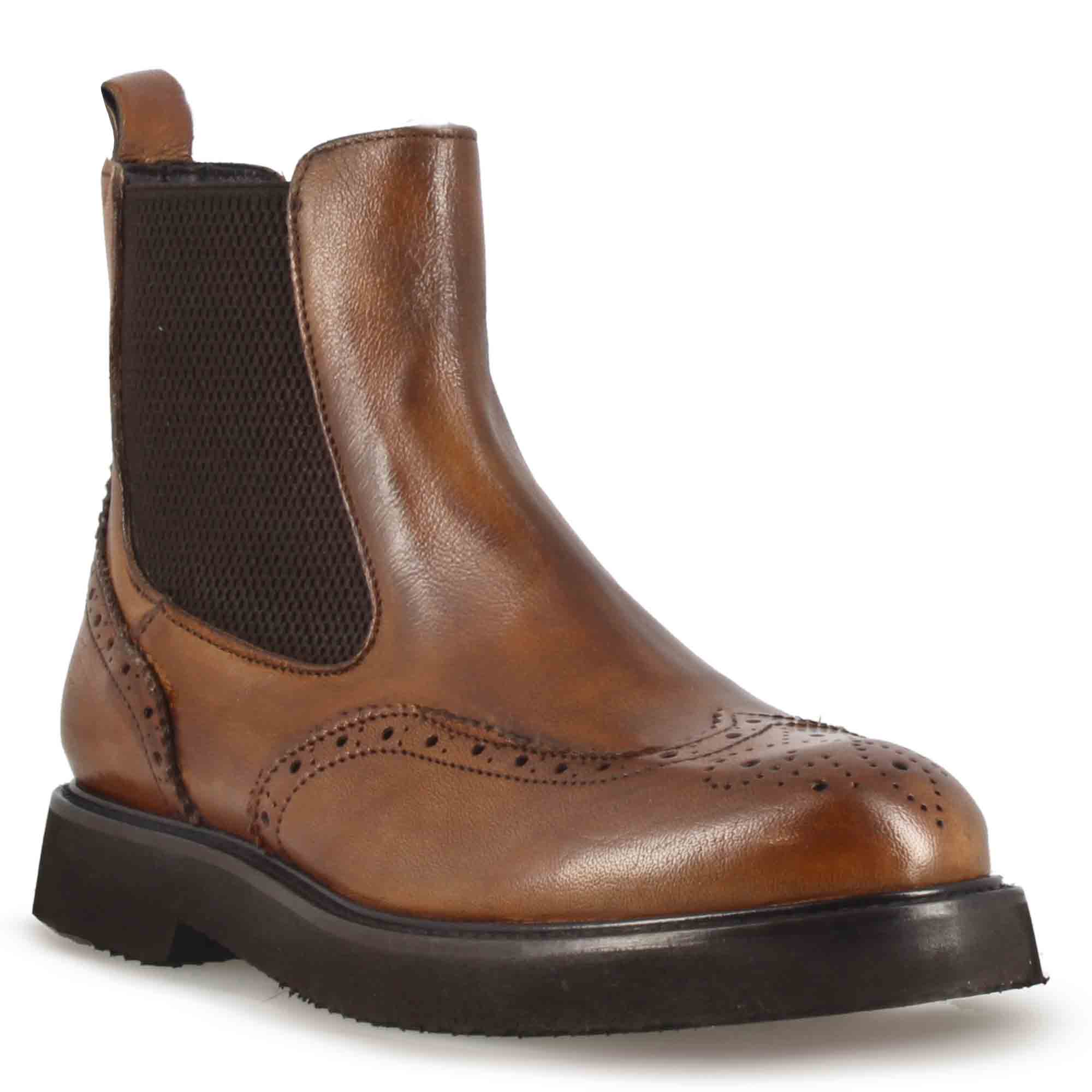 Stivaletto Chelsea brogue da donna in vera pelle colore marrone