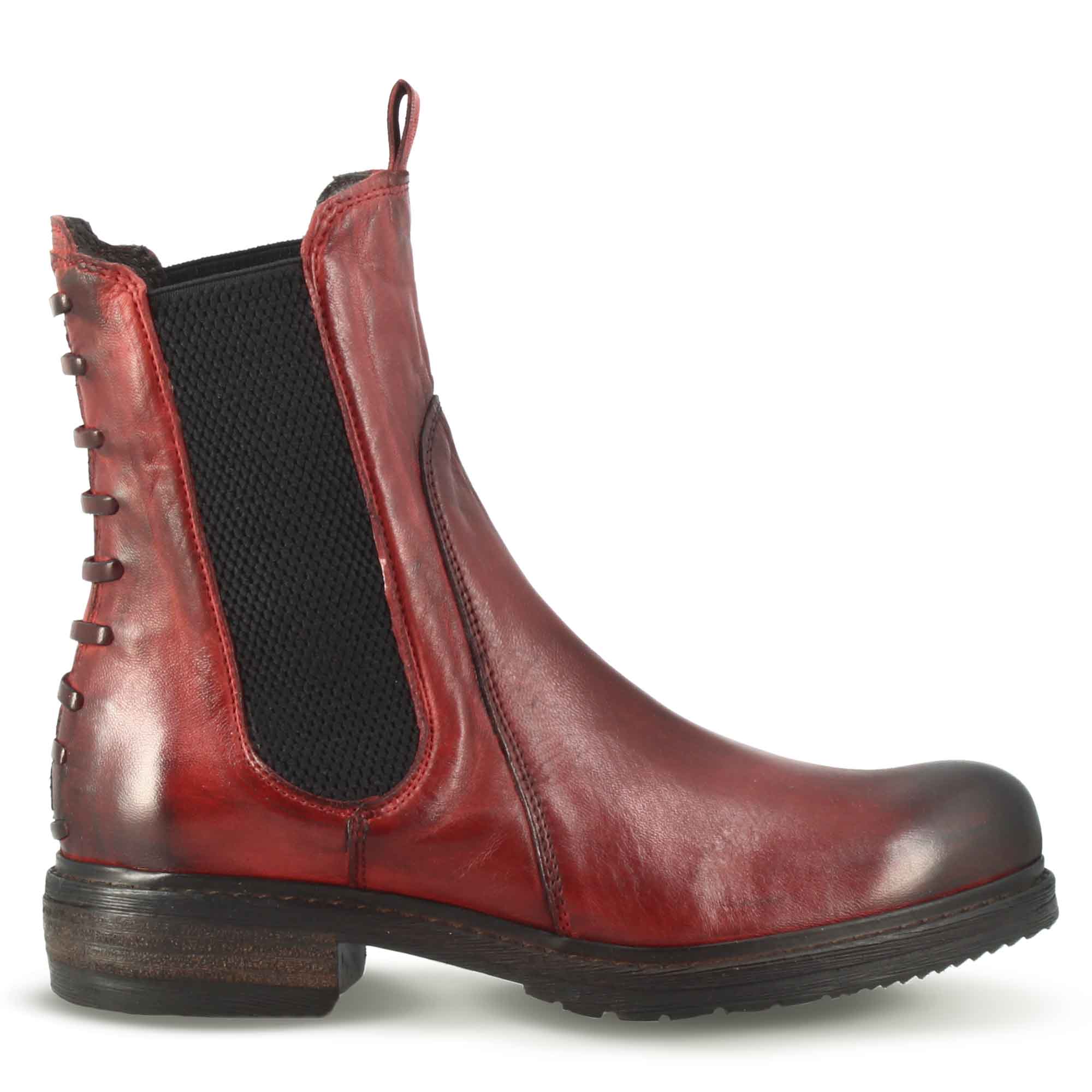 Stivaletto da donna in vera pelle colore rosso effetto vintage