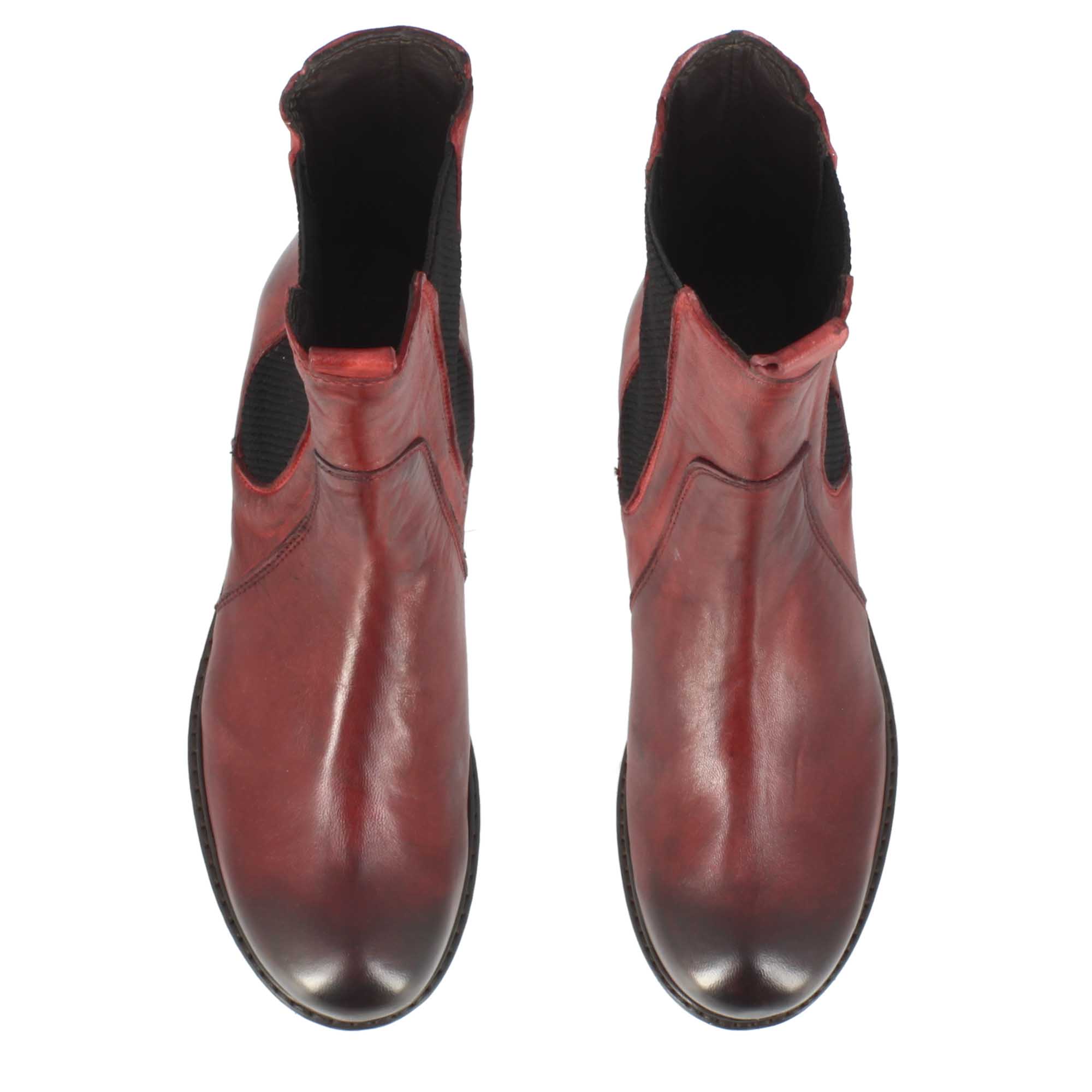 Stivaletto da donna in vera pelle colore rosso effetto vintage