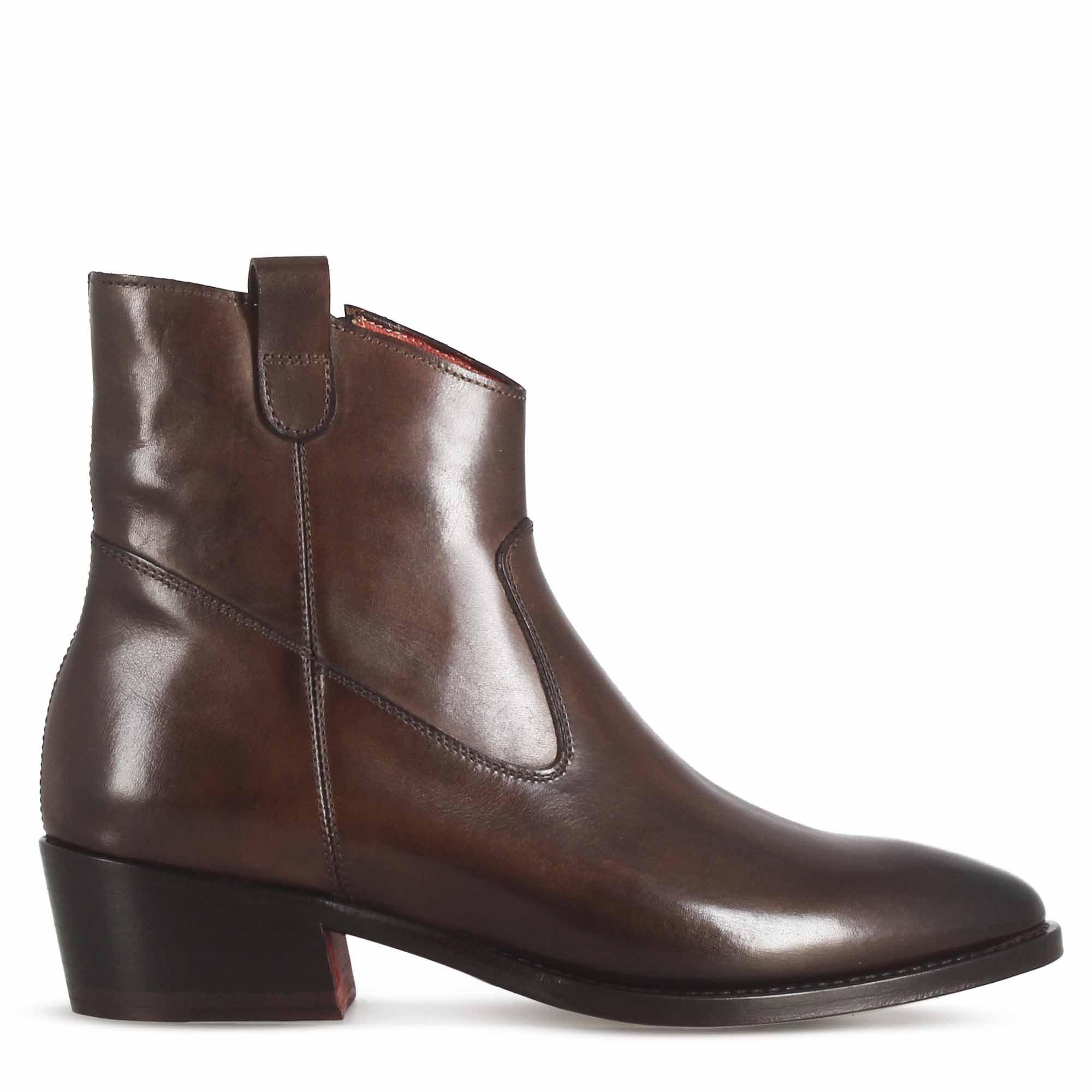 Stivaletto sopra alla caviglia stile texano da donna in pelle colore marrone scuro