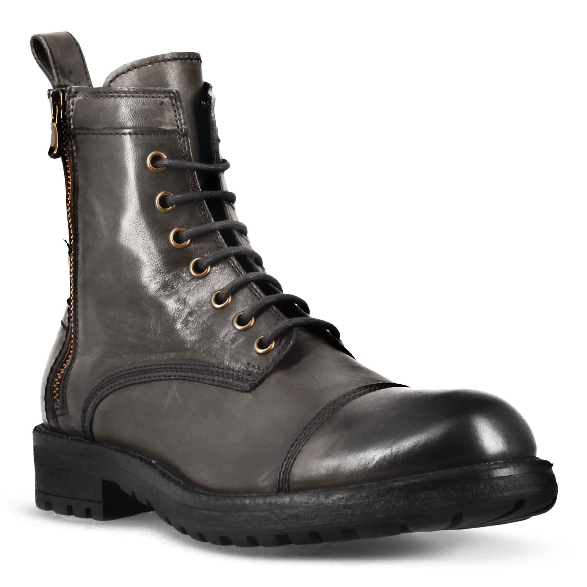 Grey leather amphibian with laces and zip