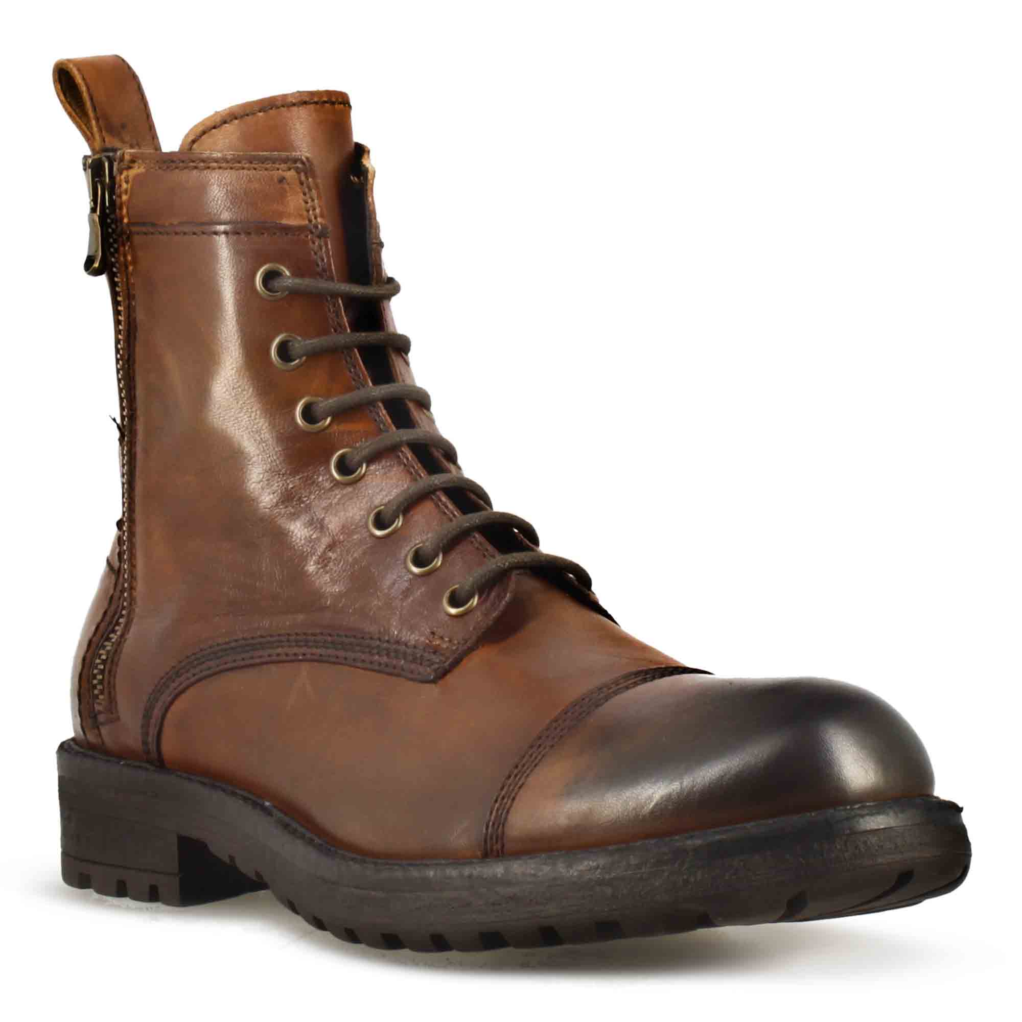 Brown leather amphibian with laces and zip
