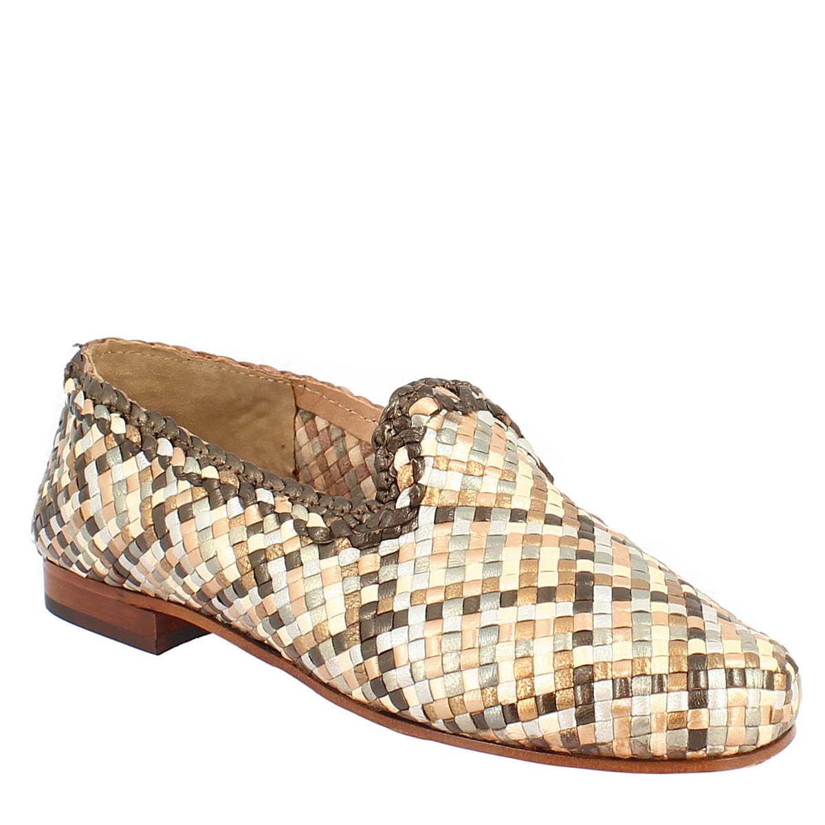 Handmade women's moccasins in beige, bronze and white woven leather.