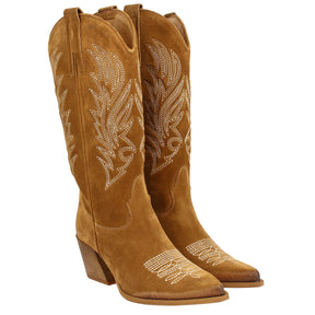 Women's Texan ankle boot in tan-colored suede with embroidery.