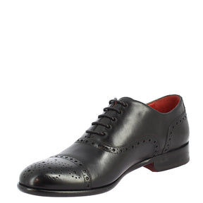 Men's lace-up shoes handmade in black leather