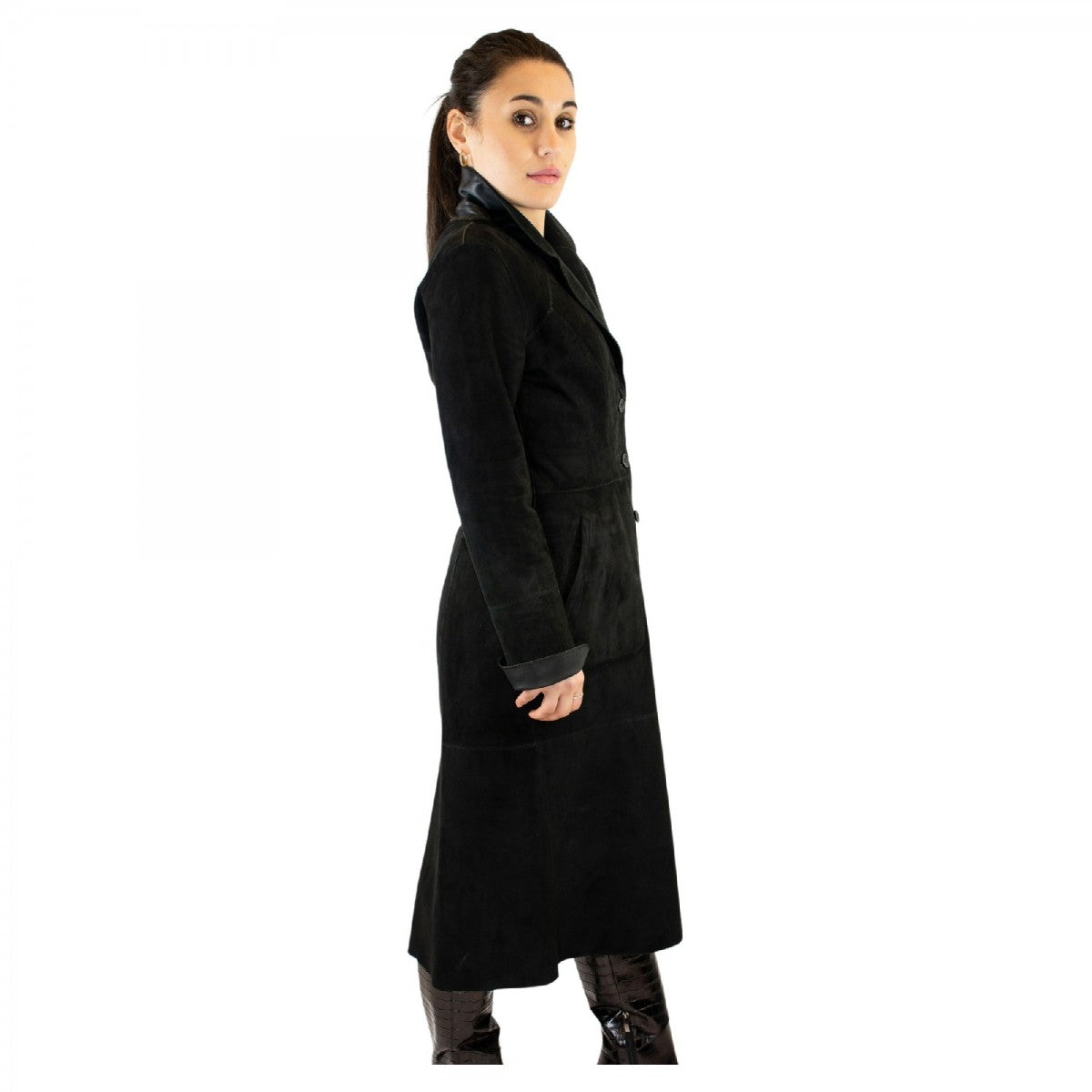 Giacca reversibile lunga elegante da donna fatta a mano in pelle nera con cintura