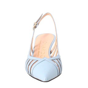 Women's décolleté in light blue patent leather with pointed toe