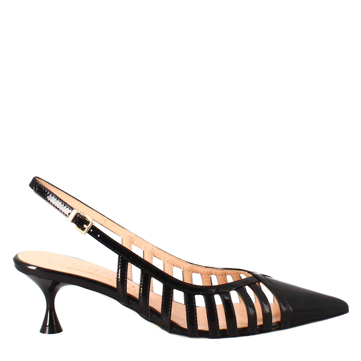 Women's décolleté in black patent leather with pointed toe