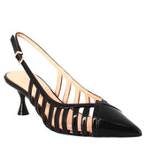 Women's décolleté in black patent leather with pointed toe