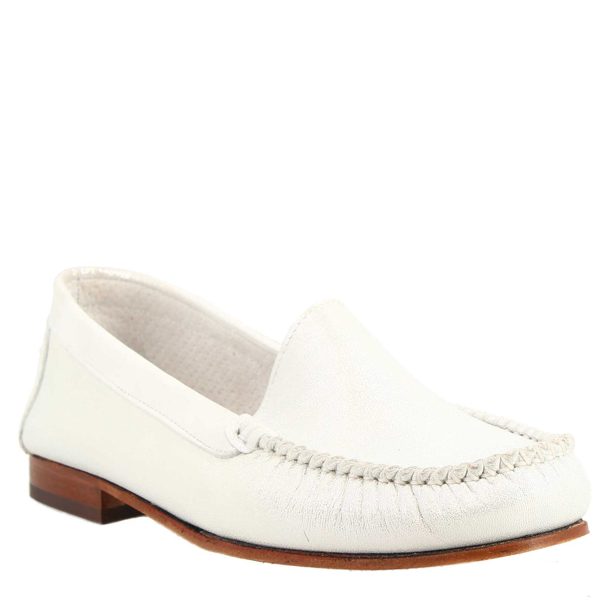 Handmade loafers for women in silver leather