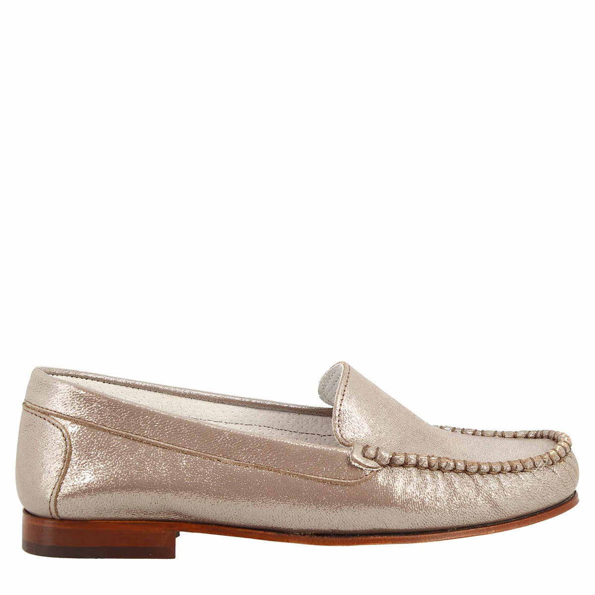 Handmade loafers for women in platinum leather
