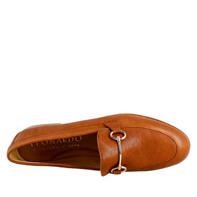 Women's moccasin in brown leather with gold clamp