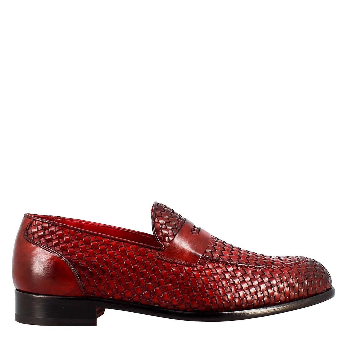 Elegant red moccasin for men in woven full grain leather