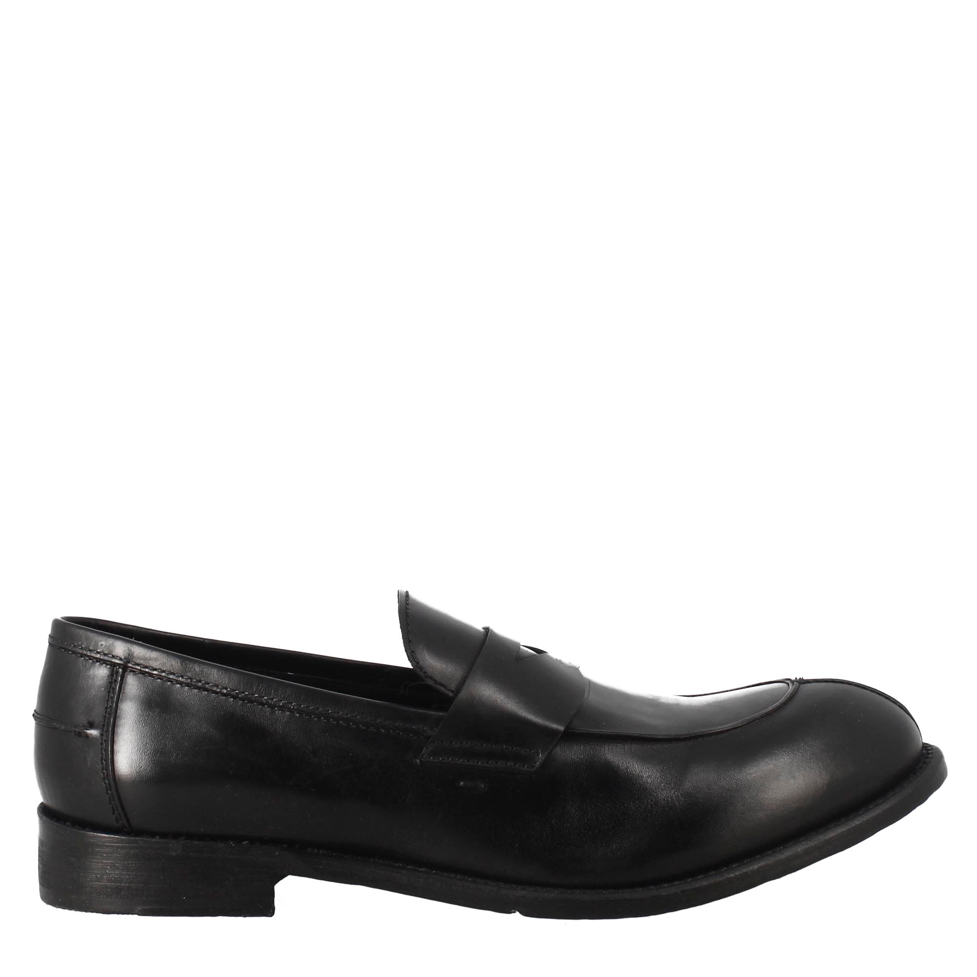 Mocassino nero vintage elegante da uomo in pelle liscia - LeonardoShoes