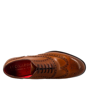 Men's elegant brown leather oxford brogue