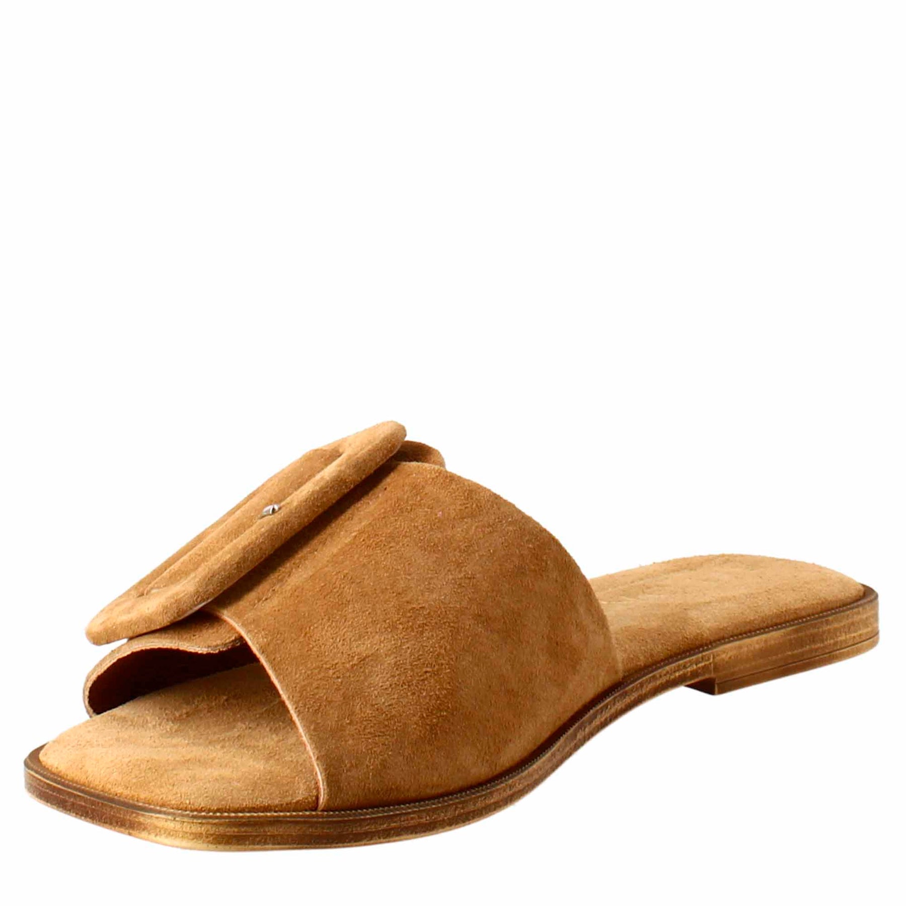 Sandale basse pour femme en daim marron
