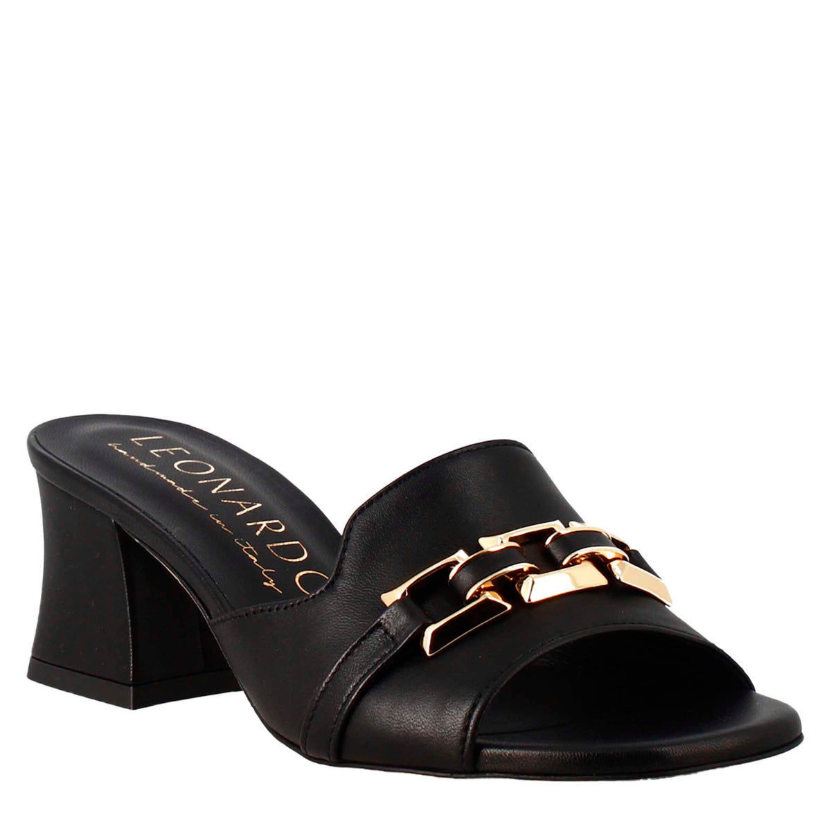 Open sandal with buckle for woman in black leather