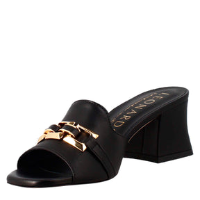 Open sandal with buckle for woman in black leather