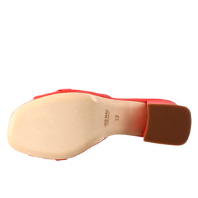Sandalo aperto con fibbia da donna in pelle colore rosso
