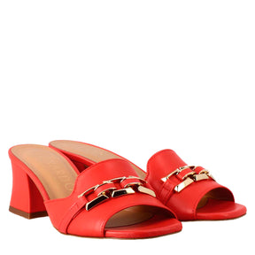 Open sandal with buckle for woman in red leather