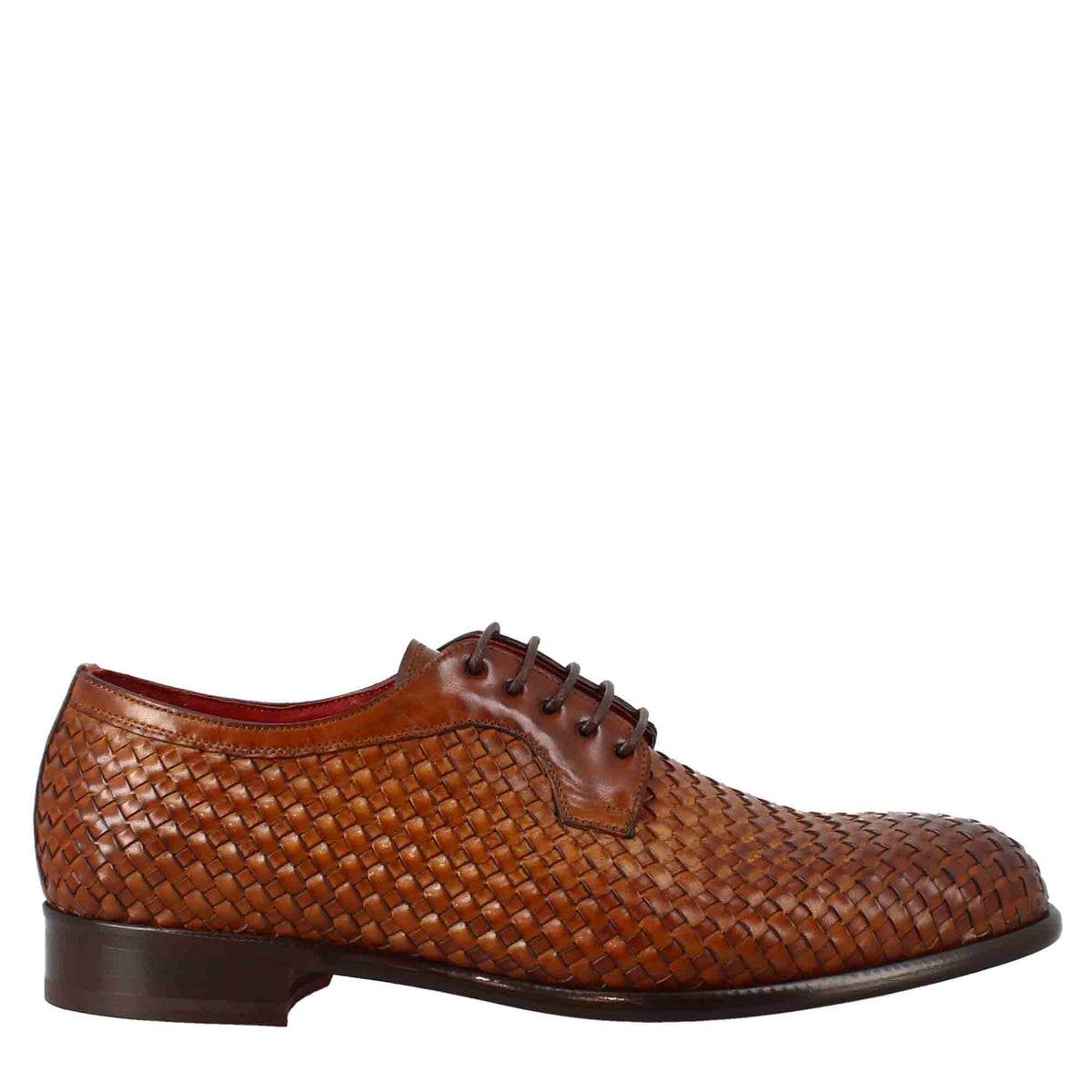 Elegant men's brown derby in woven full grain leather