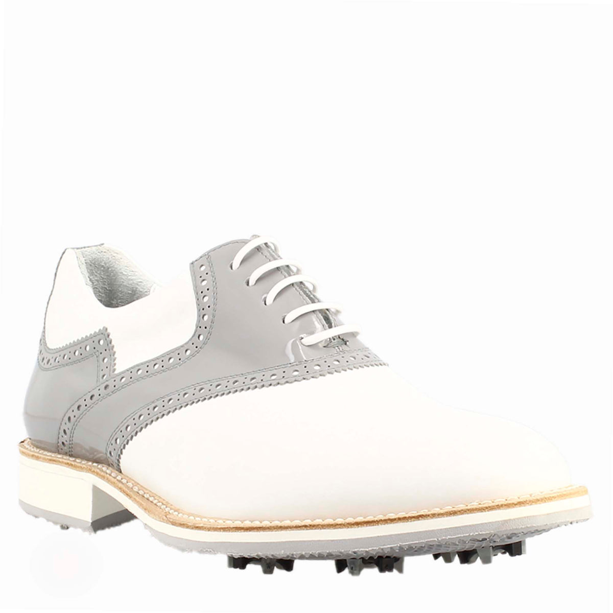 Damen-Golfschuhe aus weißem und grauem Leder mit handgefertigten Brogue-Details