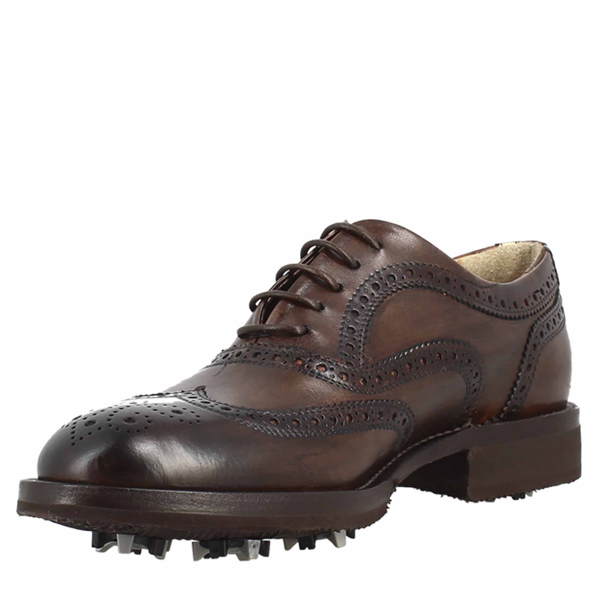 Chaussures de golf pour femmes en cuir marron avec des détails de brogue faits à la main