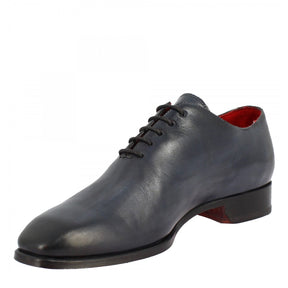 Handmade men's wholecut shoes in <tc>LEATHER</tc> delavè blue calfskin