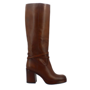 Women's boot with heel in brown leather and platform sole