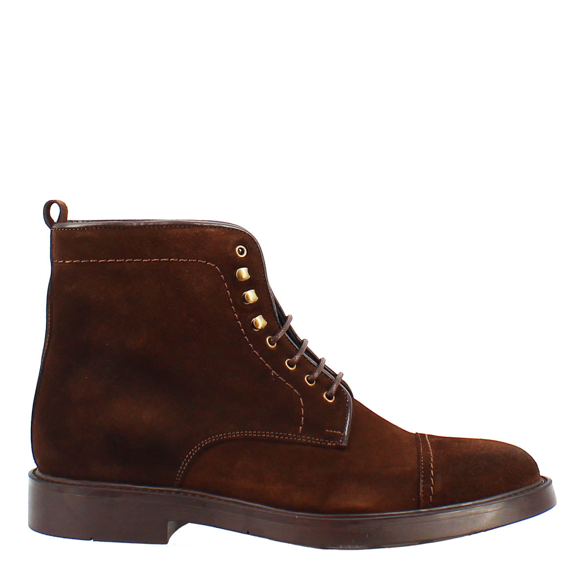 Brown suede ankle boot with rubber sole